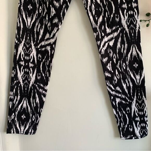 URBAN OUTFITTERS TWIG ANKLE JEANS - Picture 9 of 15